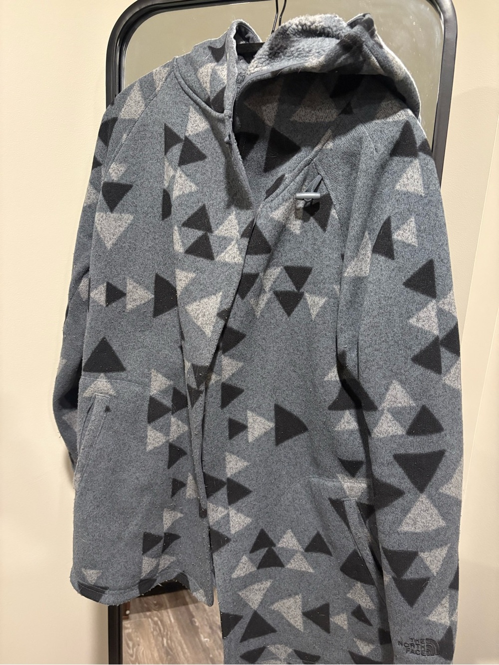 The North Face Gray Triangle-Print Fleece Hooded Jacket